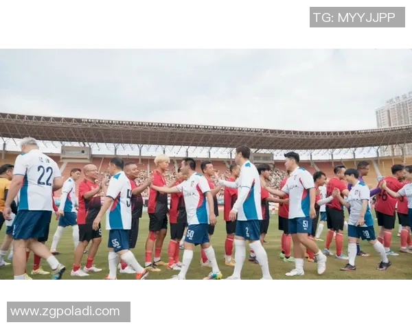 足球明星们的闪光舞蹈视频展现激情与魅力引领全场热潮