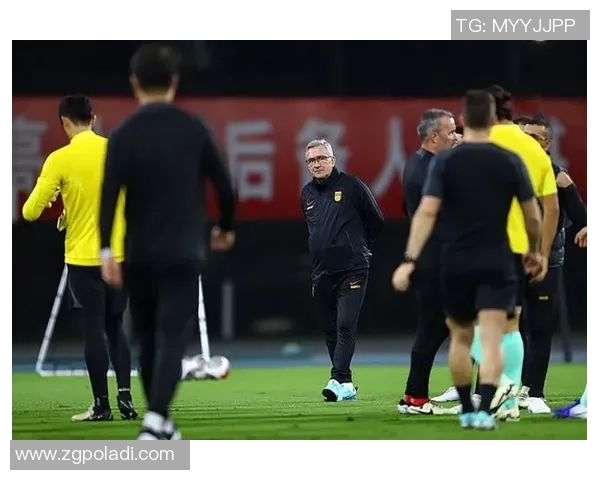 足球明星为何偏爱穿着破旧球鞋背后的故事与时尚潮流解析