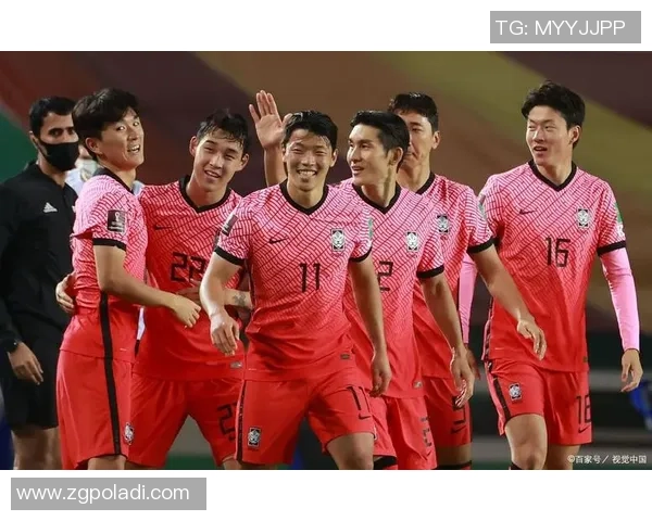 足球明星的踢球绝技揭秘：如何在赛场上展现惊人技巧与风采